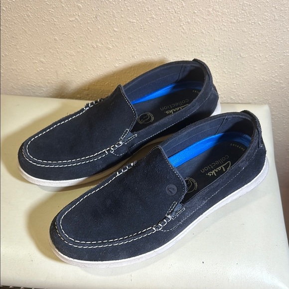 Clark’s all suede loafers size 8 1/2 - Picture 1 of 8